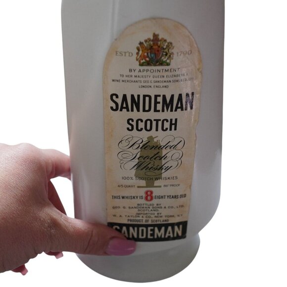 Vintage 1970s Sandeman Scotch Wedgewood Figural‎ Man Decanter Bottle Moonstone - Picture 5 of 7